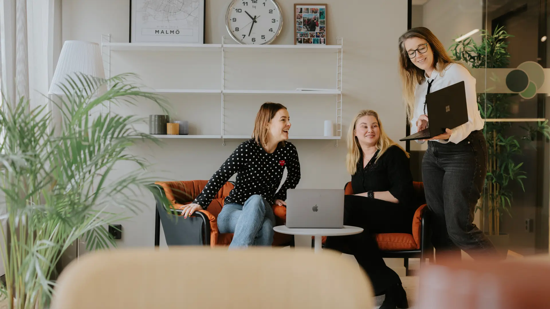 Upptäck NABs utbud av smarta appar för Business Central